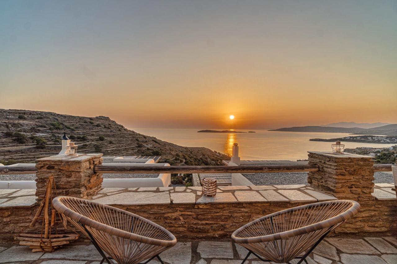 Irida Villa - Sea & Sunset Flats By Explore Andros Batsíon Dış mekan fotoğraf
