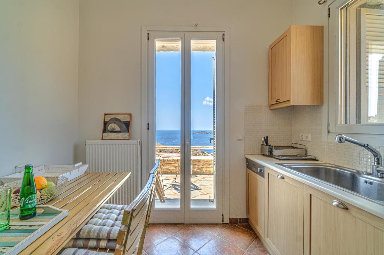 Irida Villa - Sea & Sunset Flats By Explore Andros Batsíon Dış mekan fotoğraf