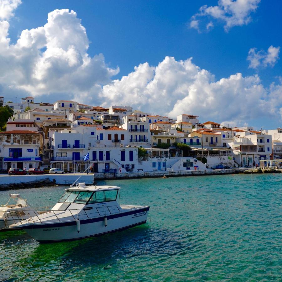 Irida Villa - Sea & Sunset Flats By Explore Andros Batsíon Dış mekan fotoğraf